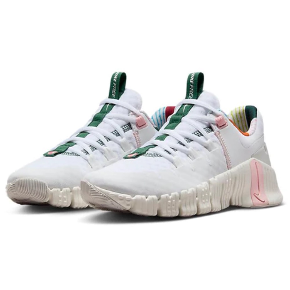 LIKE NEW - Nike Metcon Free 5 - Women’s 10 - All Petals United